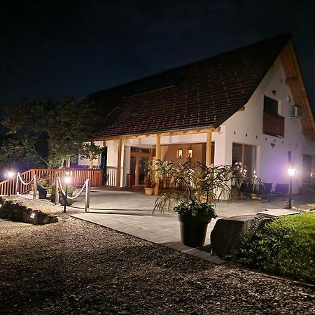 Rooms & Wine Lilek Sentilj ภายนอก รูปภาพ